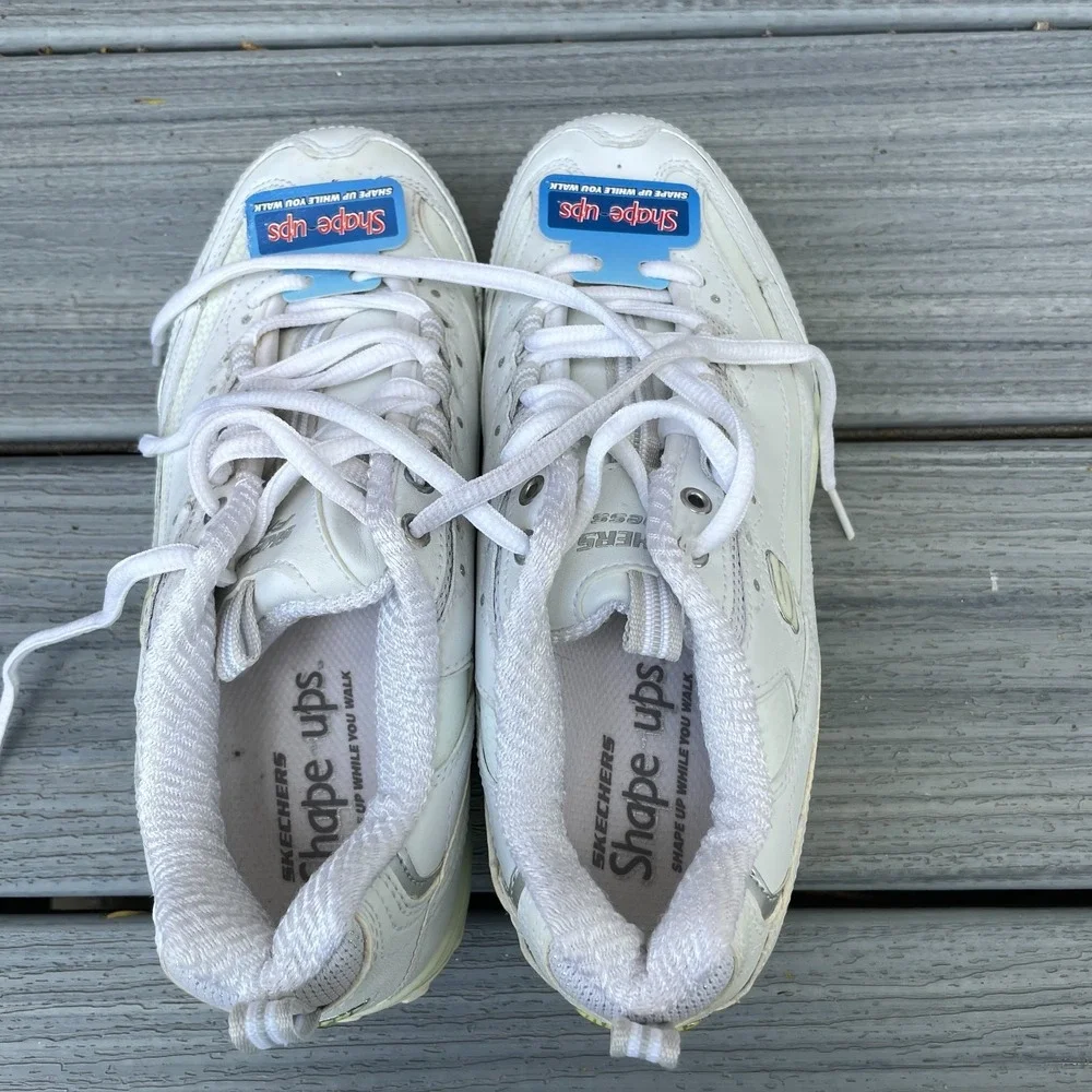 Sketchers Shape Ups Fitness Sneakers Women's Size 6  2009 White NEW No Box  NWOB